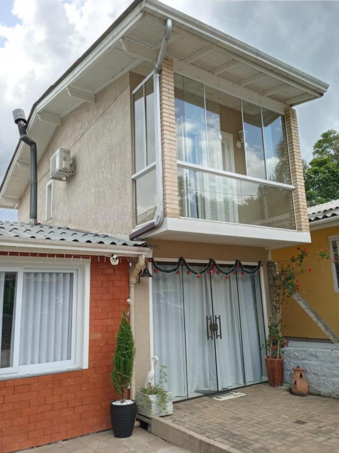Suite Da Cris Em Gramado Exterior photo
